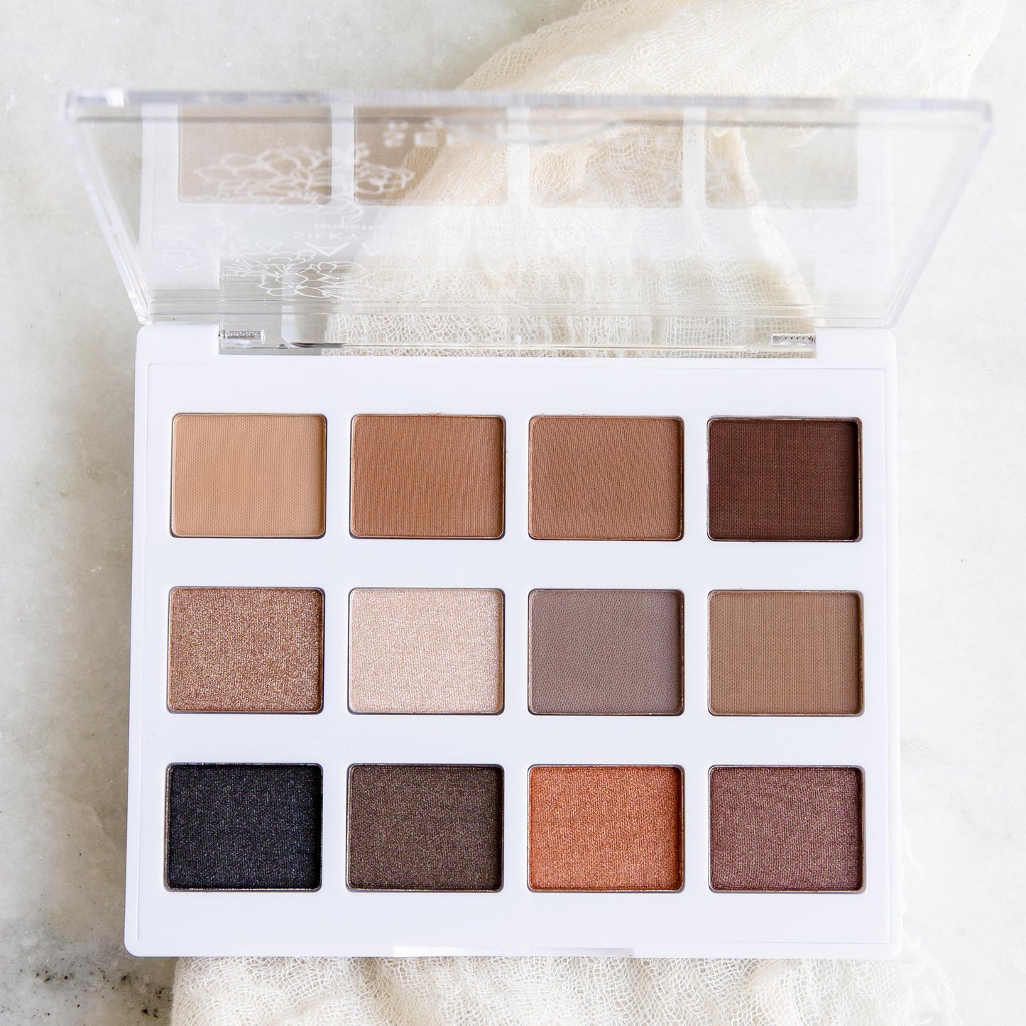 Amla Nude - Silky Nude Eyeshadow Palette