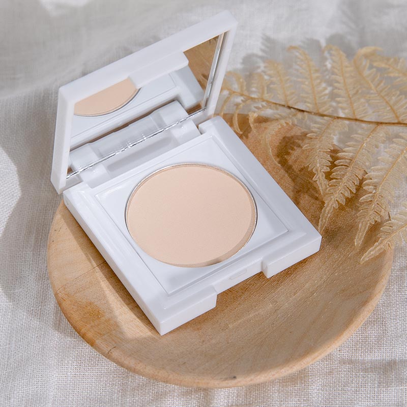 Cotton + Cloud - Pore-Blurring Airbrush Powder